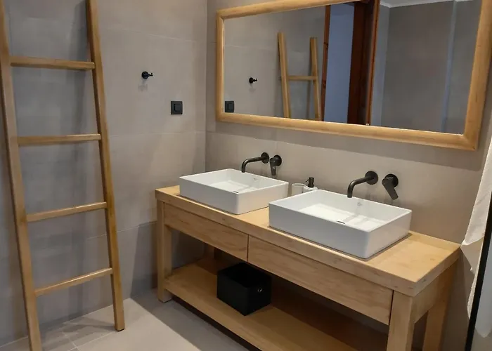 Cato Agro 1, Seafront With Private Pool Villa *