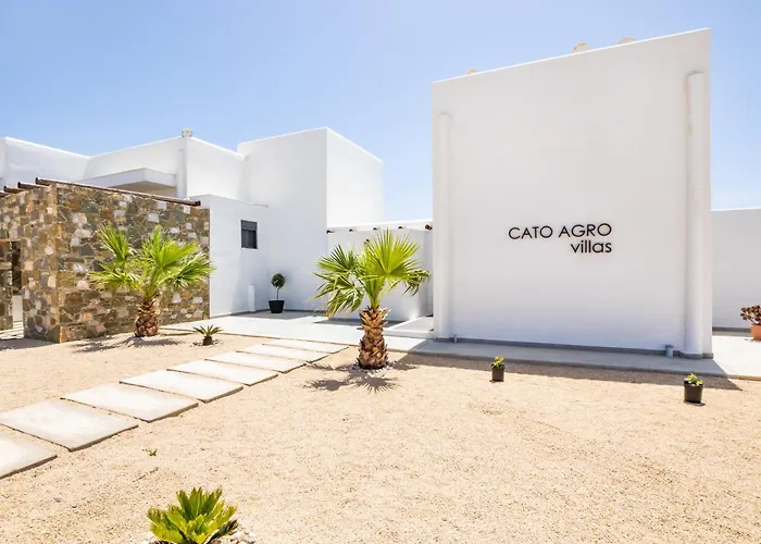 Cato Agro 1, Seafront With Private Pool *