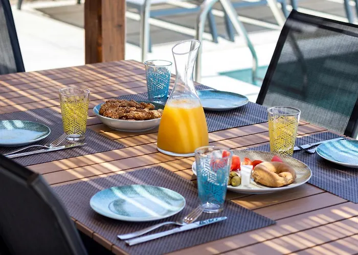 Villa Cato Agro 1, Seafront With Private Pool *