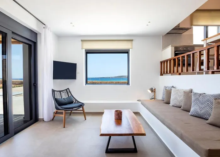 Cato Agro 1, Seafront With Private Pool *